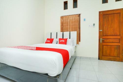 Hotel Oyo 1642 Penginapan Anggrek Syariah 2
