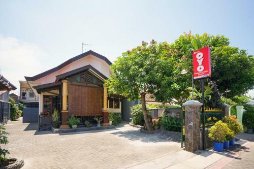 Hotel Oyo 1642 Penginapan Anggrek Syariah 2
