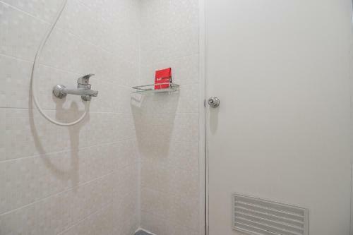 Hostal Reddoorz Plus Near Undip Pleburan