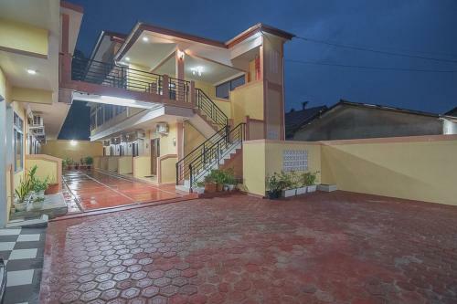 Hostal Reddoorz Near Rsud Dr. Abdul Aziz