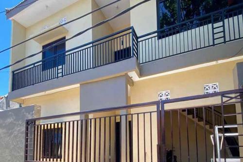 Hostal Koolkost @ Mayjen Sungkono 2 (Minimum Stay 6 Nights)