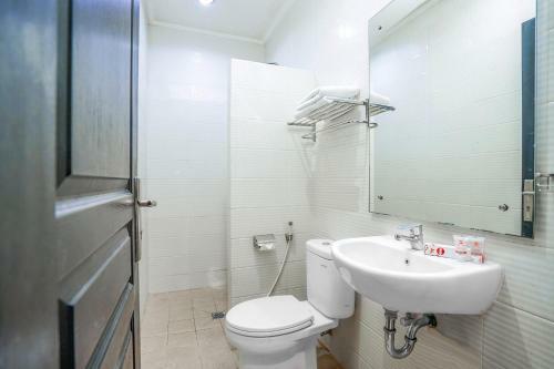Hotel Oyo 90144 Ondomohen Residence