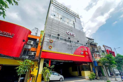 Hotel Oyo 90144 Ondomohen Residence