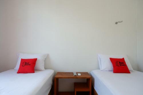 Hotel Reddoorz Plus Near Ums Solo