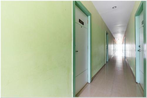 Hotel Reddoorz Plus @ Hertasning Area