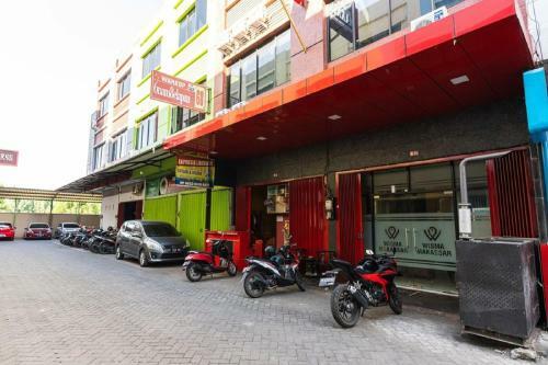 Hotel Reddoorz @ Hertasning Area 2