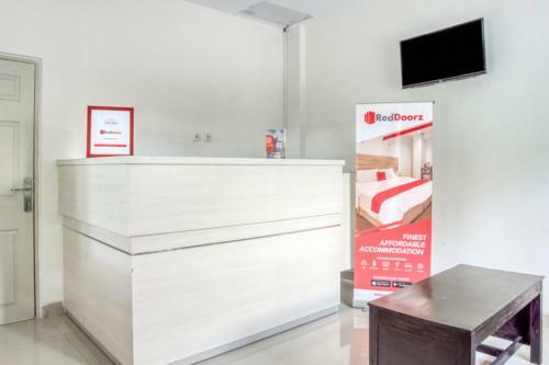Hostal Reddoorz @ Plemburan Jakal 2