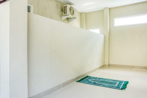 Hostal Reddoorz @ Plemburan Jakal 2