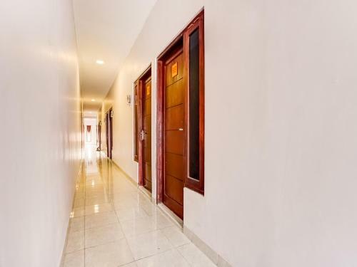 Hotel Oyo 3220 Kost Putri Exclusive 272