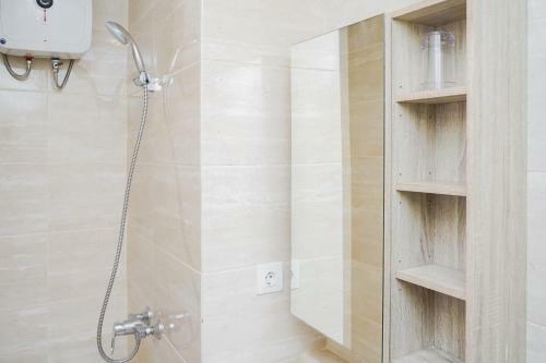 Comfortable Studio Apartment At Springwood Residence By Travelio