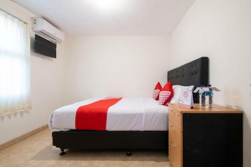 Hotel Oyo 2173 Bnv House Babarsari