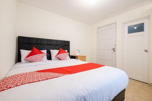 Hotel Oyo 2173 Bnv House Babarsari