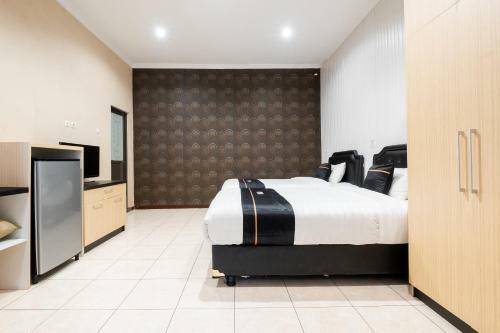 Hotel Oyo 2469 Sutomo Homestay