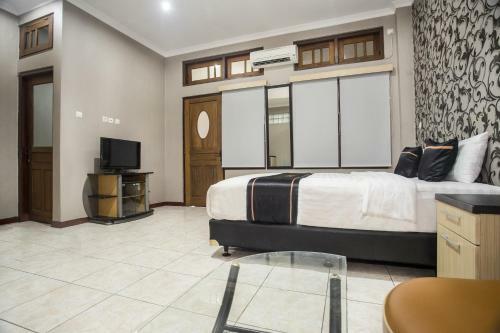 Hotel Oyo 2469 Sutomo Homestay