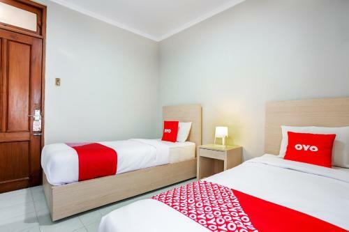 Oyo 3819 Hotel Winotosastro