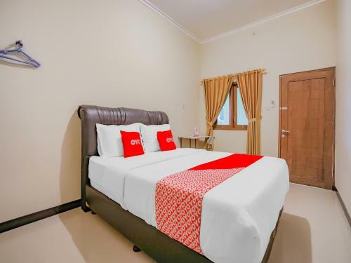 Hotel Oyo 90210 Kenari House Syariah