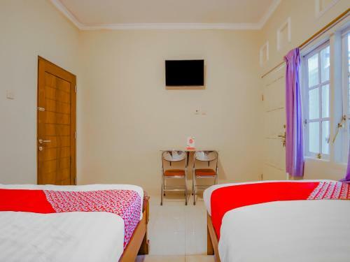 Hotel Oyo 90210 Kenari House Syariah