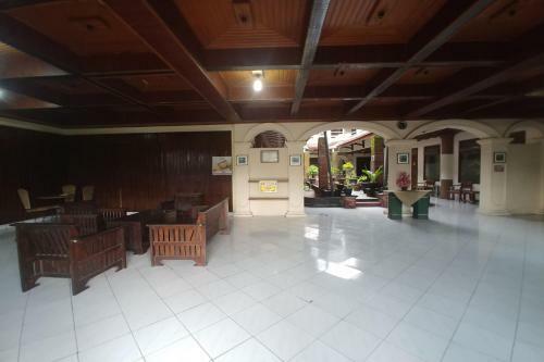 Oyo 90283 Hotel Rajadani Ackni