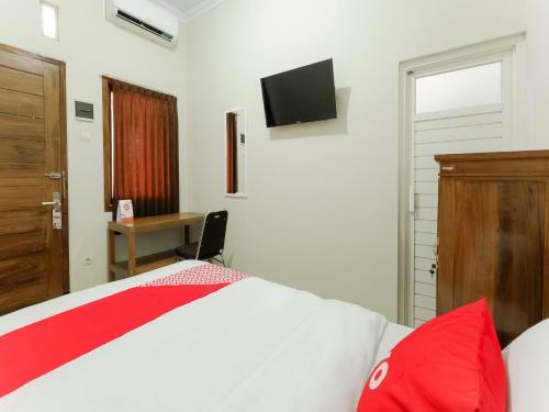 Hotel Oyo 90045 Annafi Apartel