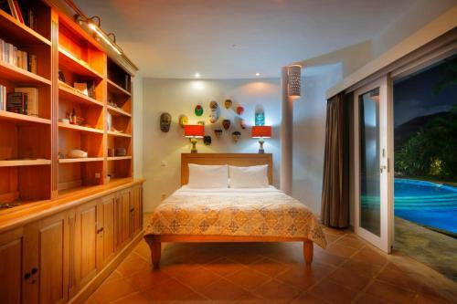 Amazing Villas Complex 8 Br Seminyak W Staff