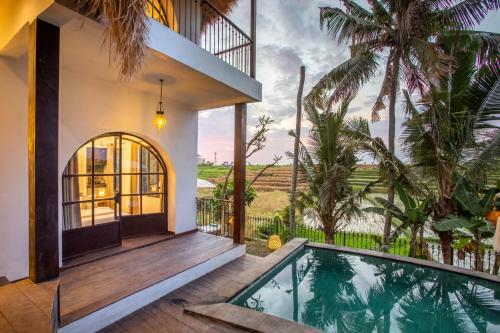 Tropical Private Villa 3 Br Canggu W Staff