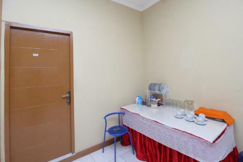 Hostal Reddoorz @ Jalan Morotai Lampung