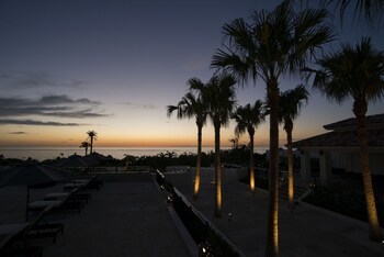 Hotel Monterey Okinawa Spa & Resort
