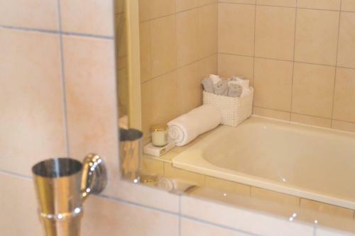 Beautiful Modern 3 Bdr Apartment #e3
