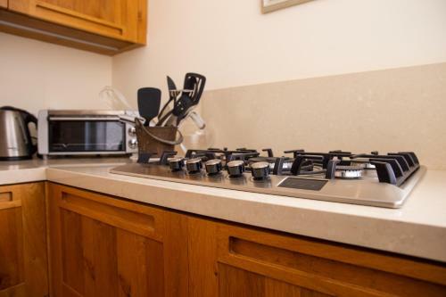 Apartamento Amazing 3br Spacious With Balcony 8th Floor