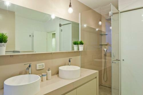 Apartamento Neve Tsedek Tlv - Luxe Duplex Penthouse - Rooftop