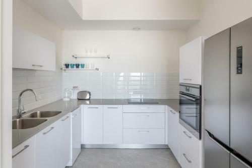 Apartamento J Tower - Fantastic View - Top Location - Private Parking