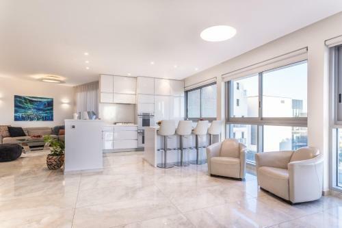 Apartamento The Intercontinental Palace - Luxury Residences