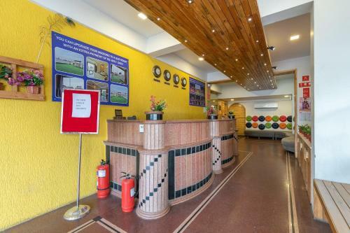 Capital O 10749 Hotel Neelkanth Bliss