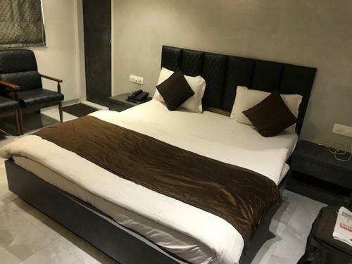 Hotel Mansarovar
