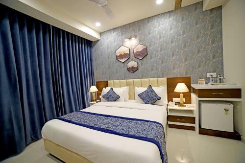 Hotel Priya Palace