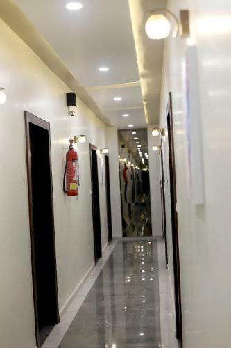 Hotel Priya Palace