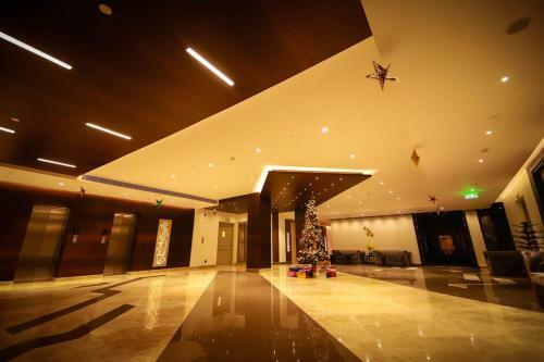 Hotel Ramada By Wyndham Aligarh Gt Road