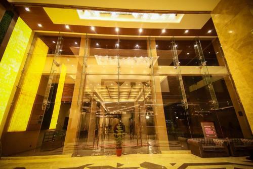 Hotel Ramada By Wyndham Aligarh Gt Road