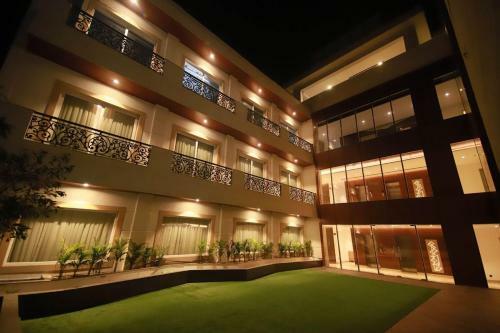 Hotel Ramada By Wyndham Aligarh Gt Road