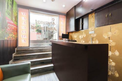 Capital O 49024 Aryavart Hotel