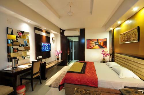 Hotel Surabhi Regency