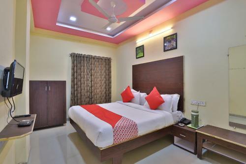 Hotel Oyo 37477 D K Guest House