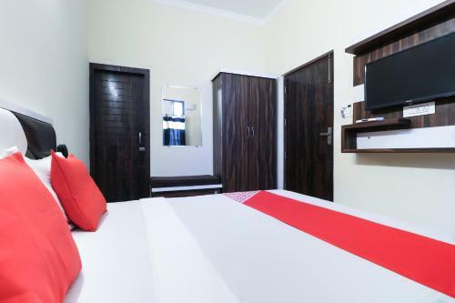 Hotel Oyo 69706 Royal King