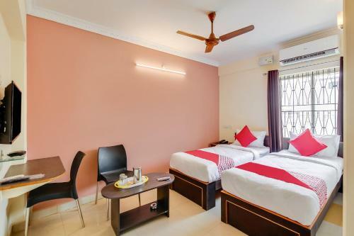 Oyo 38410 Hotel Hsr Comforts
