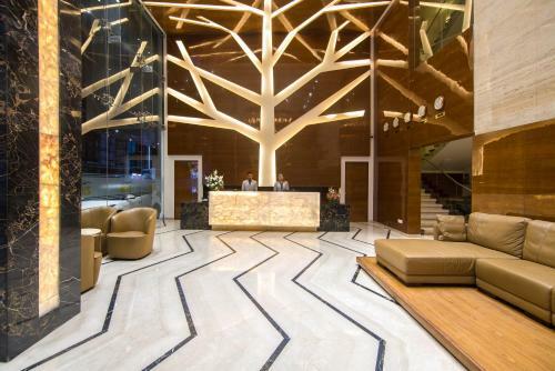 Zion - A Luxurious Hotel