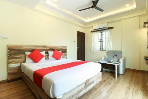 Hotel Oyo 36197 Royal Wood