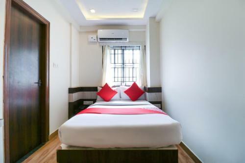 Hotel Oyo 36197 Royal Wood