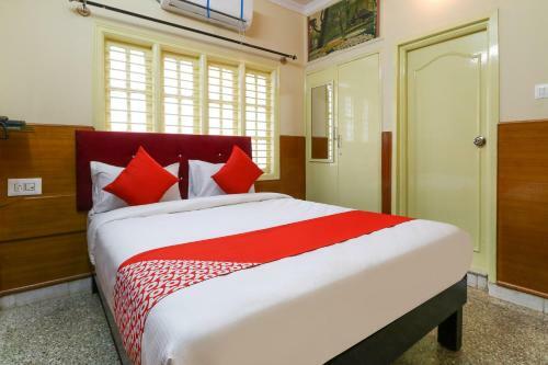 Hotel Oyo 46067 Sree Lakshmi Residency