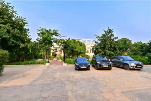 Hotel Pride Kadamb Kunj Resort Bharatpur