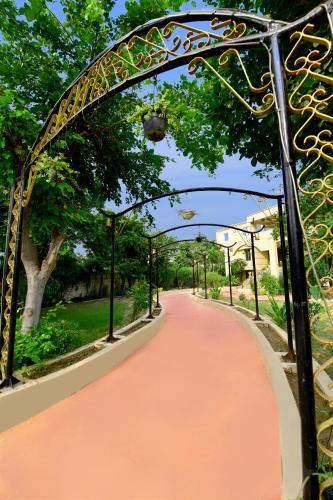 Hotel Pride Kadamb Kunj Resort Bharatpur